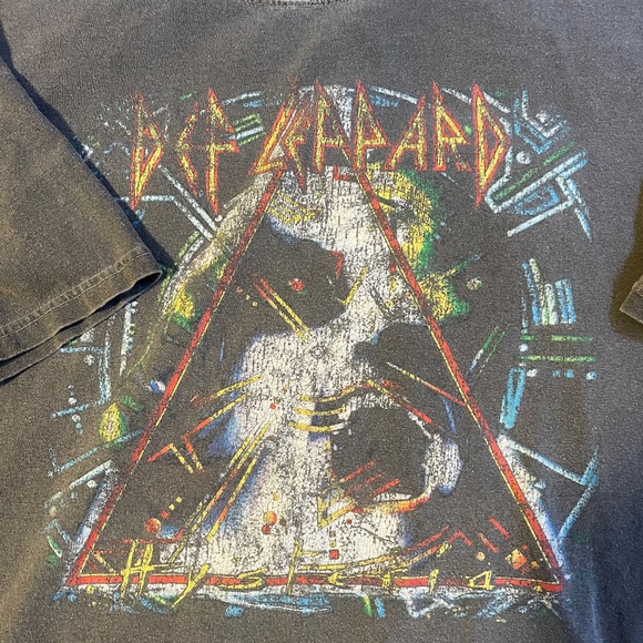 Vintage Def Leopard Shirt - Picture 3 of 5